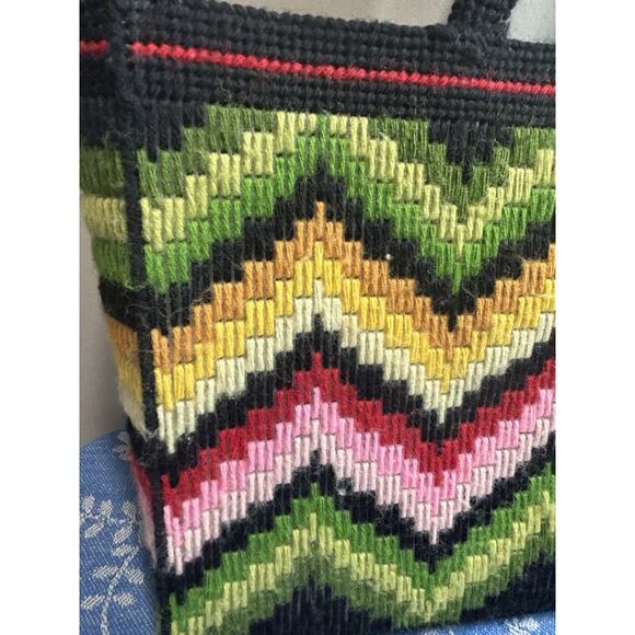 Plastic Canvas Zig Zag Bag Purse Retro Groovy 60s/70s Patchwork Granny Chic - Picture 3 of 12